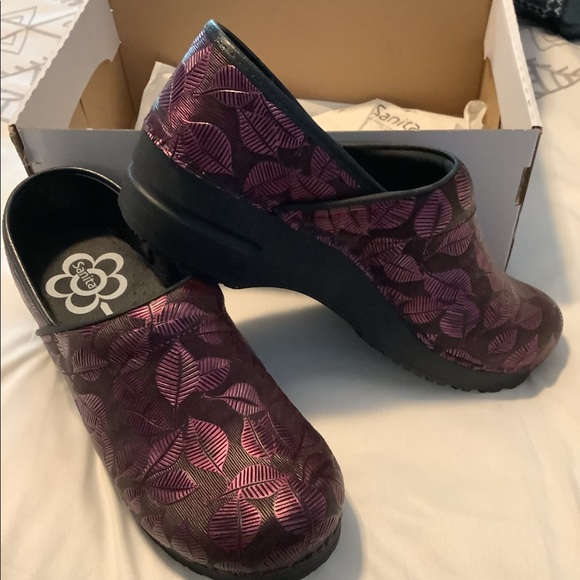 Sanita Shoes - NWT Sanita Shoes Leather